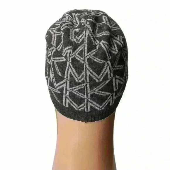 Michael Kors Women's Beanie with Metallic Logo (Black/Silver) Beanies One Size - Picture 4 of 7